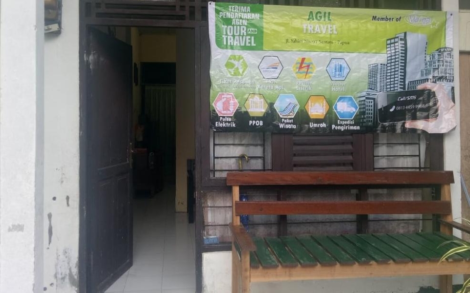 #htmlcaption123 Banner Agil Travel