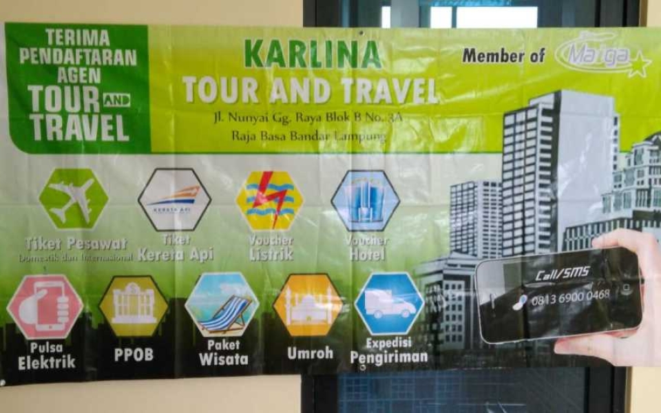 #htmlcaption121 Banner Karlina Travel